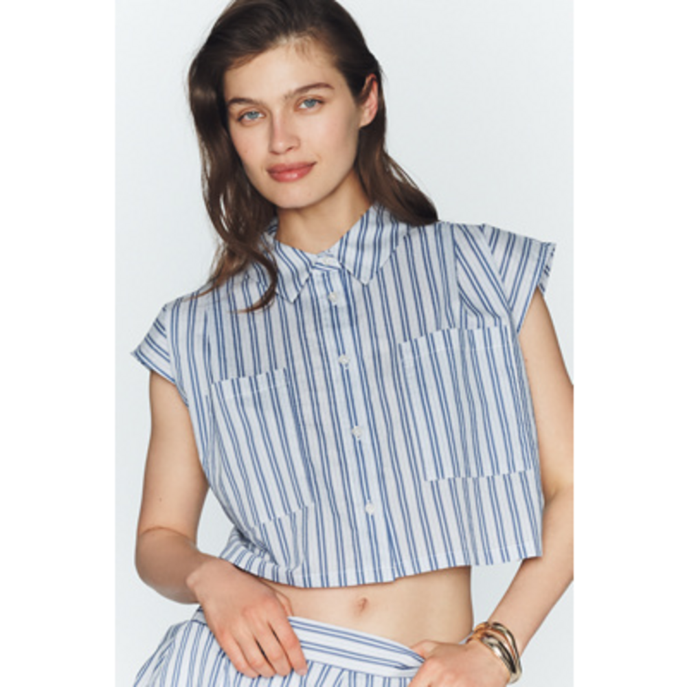 Anthropologie Maeve Cap-Sleeve Crop Buttondown Top in Blue